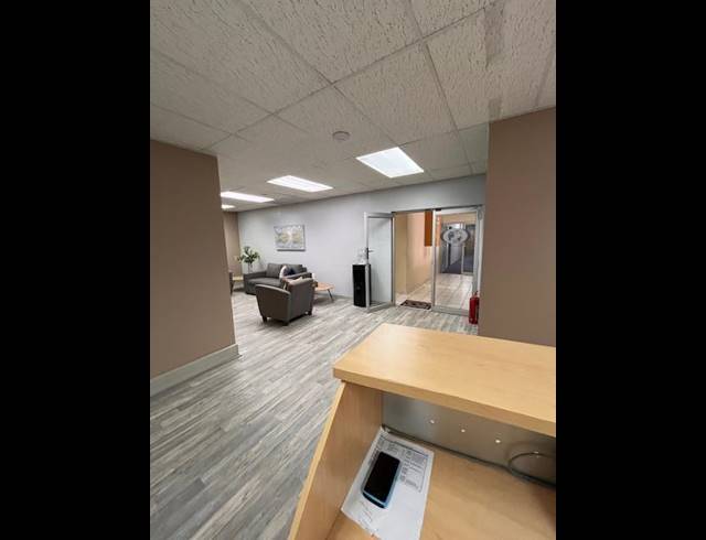 OFFICE PROPERTY TO RENT IN GANTS PLAZA